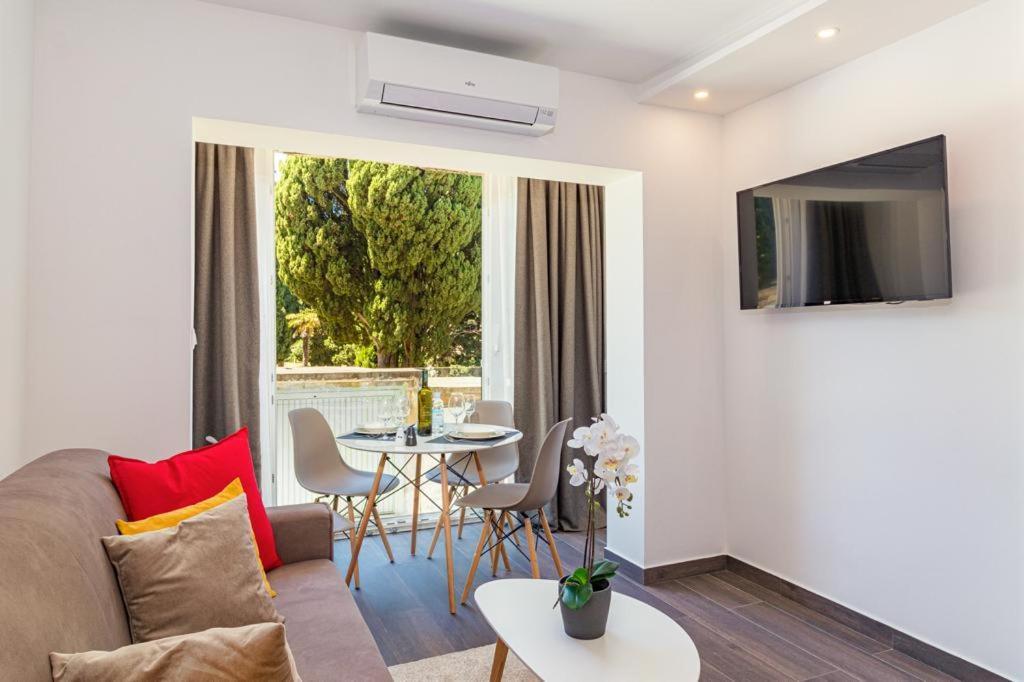 N&G New Apartment Stoja Beach Πούλα Εξωτερικό φωτογραφία